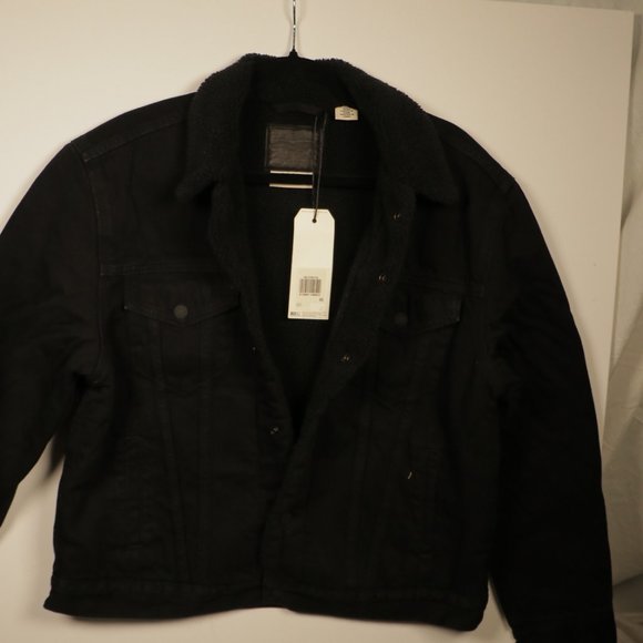 Levi's Ex-Boyfriend Trucker Jacket Sherpa **NWT** - Picture 10 of 10